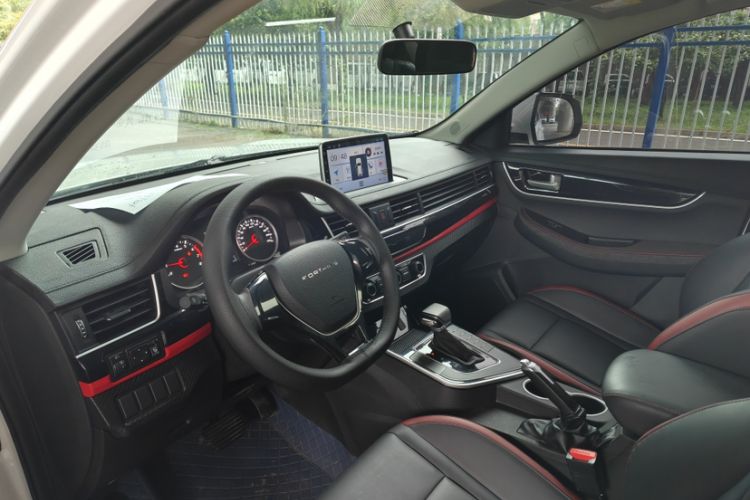 Used FORTHING T5 2021 1.5T Automatic Comfort Version Interior 3