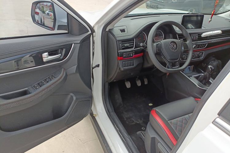 Used FORTHING T5 2021 1.6L Manual Comfort Model Interior 3