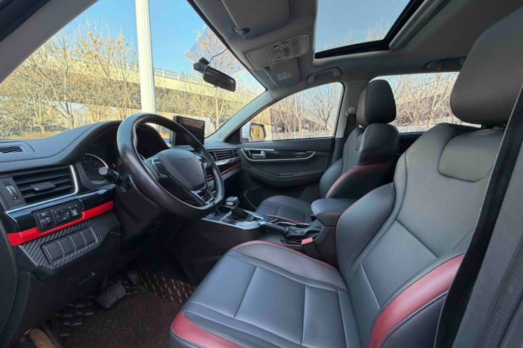 Used FORTHING T5 2021 1.5T Automatic Comfort Model Interior 4