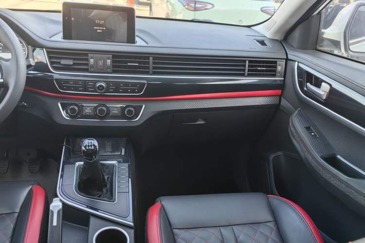 Used FORTHING T5 2021 1.6L Manual Comfort Model Interior 7