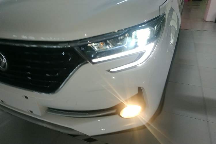 Used FORTHING T5 2021 Revised 1.6L Manual Comfort Version Left Front Headlight
