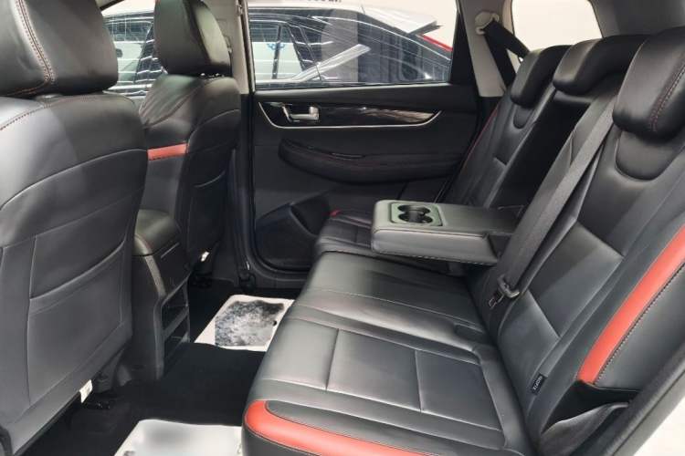 Used FORTHING T5 2021 Revised 1.6L Manual Comfort Version Left Rear Seat