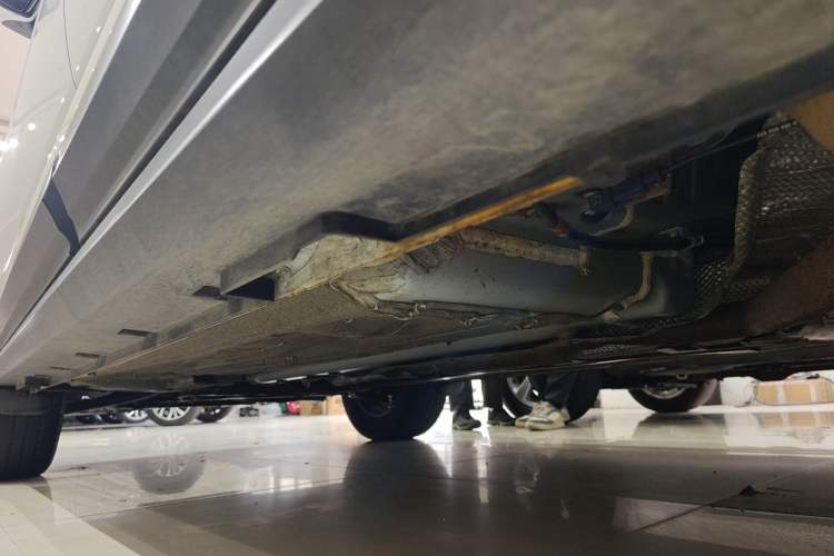 Used FORTHING T5 2021 1.5T Automatic Comfort Version Left Side Sill