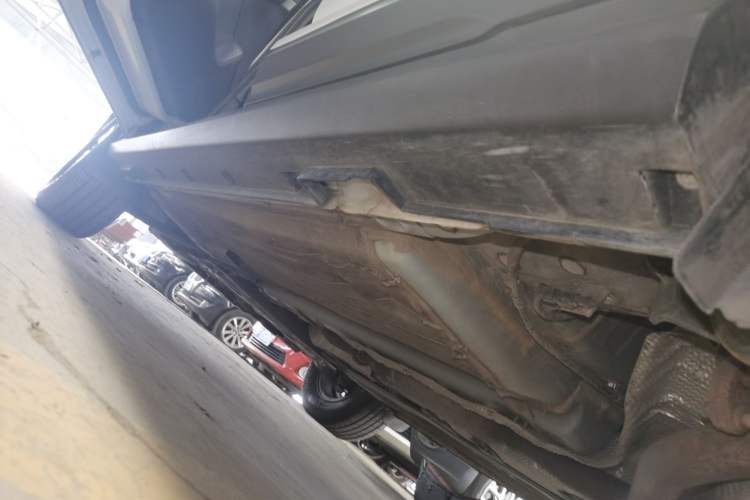 Used FORTHING T5 2021 1.5T Automatic Comfort Version Left Side Sill
