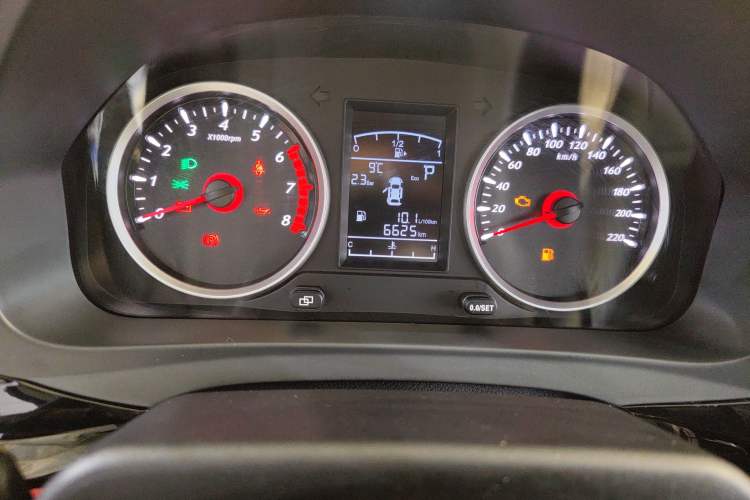 Used FORTHING T5 2021 1.5T Automatic Comfort Version Odometer Close Up