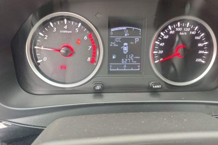 Used FORTHING T5 2021 1.5T Automatic Comfort Version Odometer Close Up
