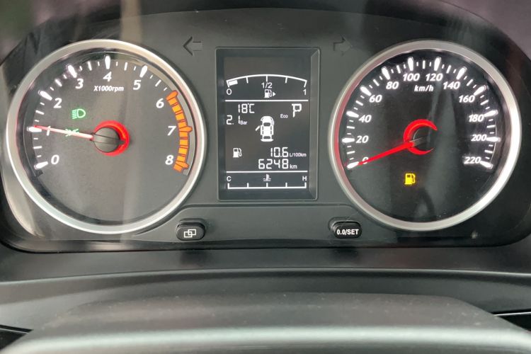 Used FORTHING T5 2021 1.5T Automatic Comfort Version Odometer Close Up