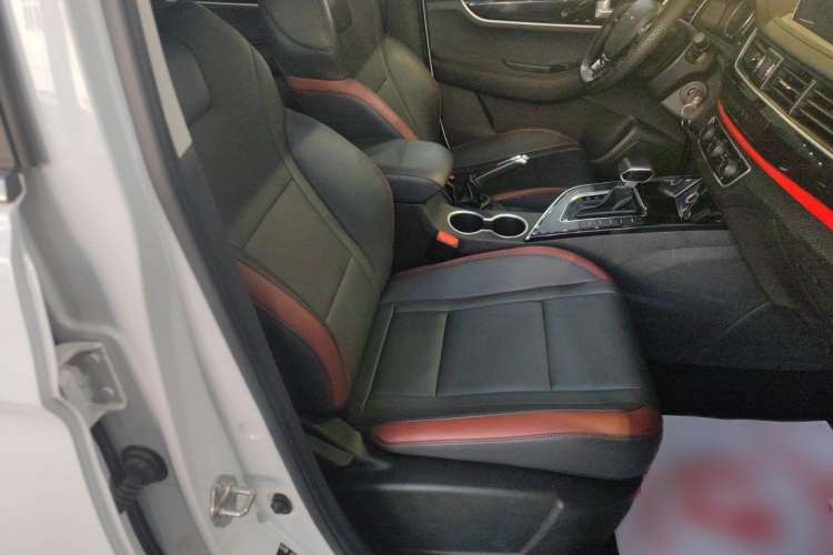 Used FORTHING T5 2021 1.5T Automatic Comfort Version Right Front Seat