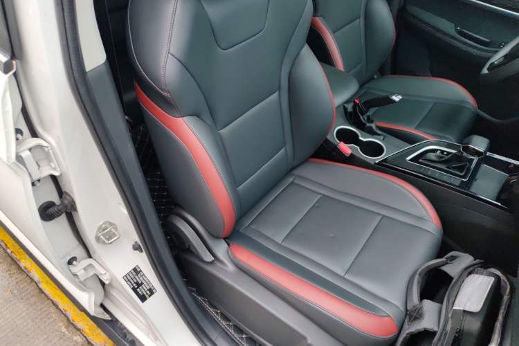 Used FORTHING T5 2021 1.5T Automatic Comfort Version Right Front Seat