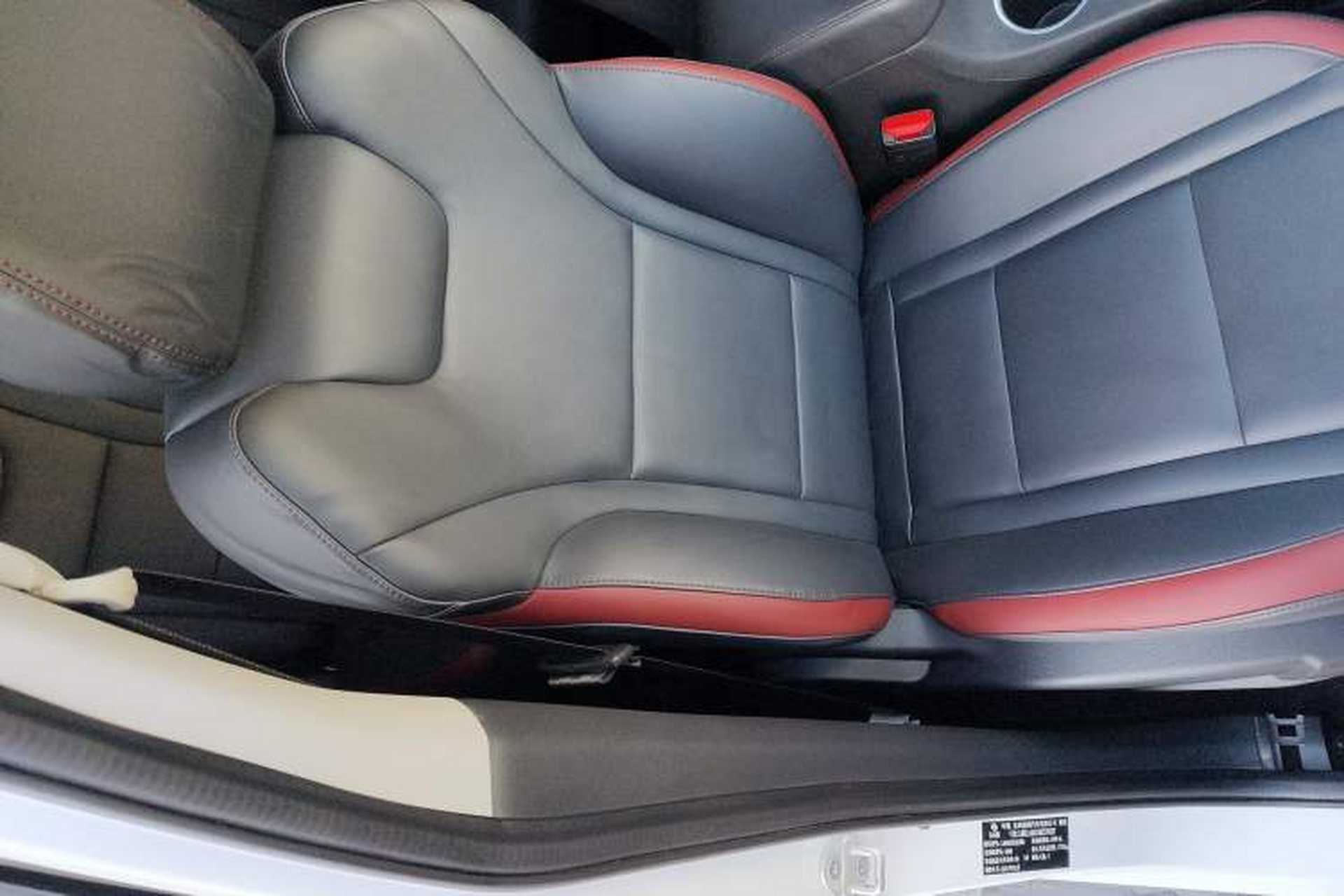 Used FORTHING T5 2021 Revised 1.6L Manual Comfort Version Right Front Seat