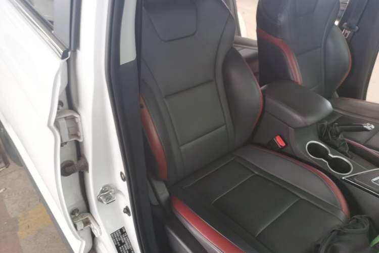 Used FORTHING T5 2021 1.5T Automatic Comfort Version Right Front Seat