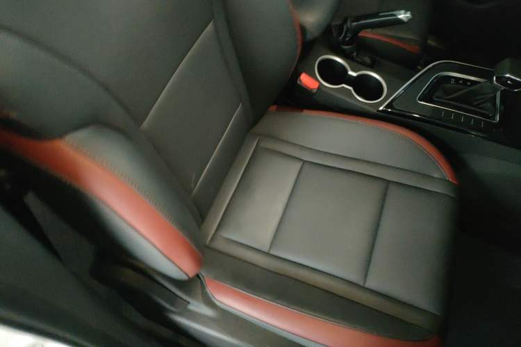 Used FORTHING T5 2021 1.5T Automatic Comfort Version Right Front Seat
