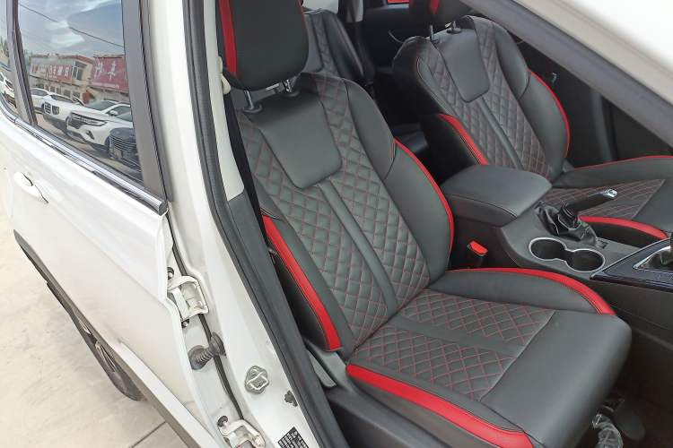 Used FORTHING T5 2021 1.6L Manual Comfort Model Right Front Seat