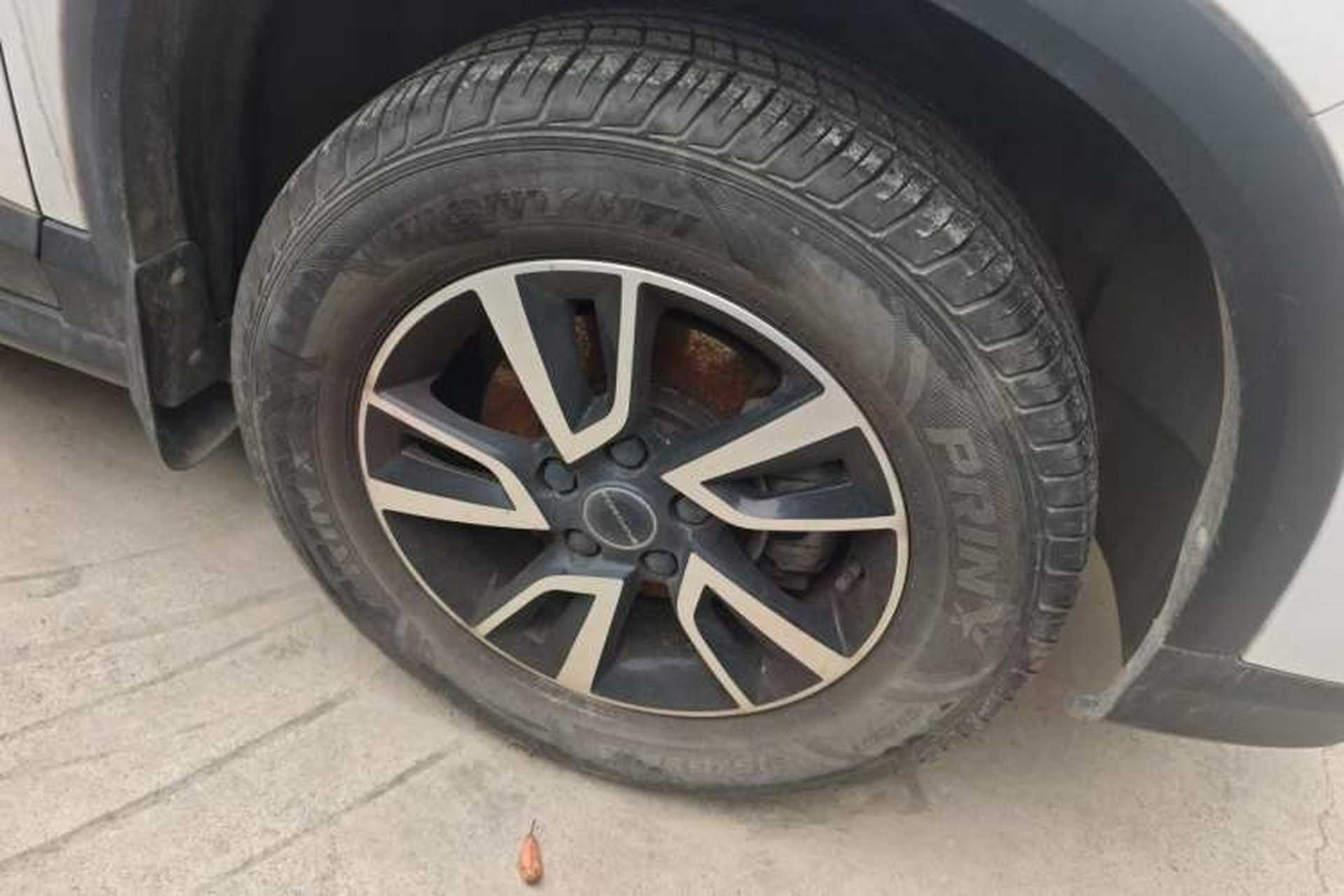 Used FORTHING T5 2021 1.5T Automatic Comfort Version Right Front Wheel Hub