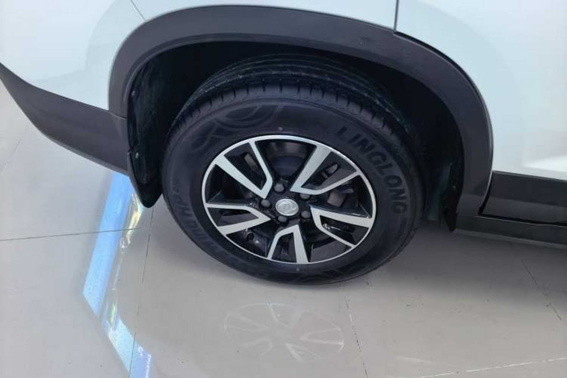 Used FORTHING T5 2021 1.5T Automatic Comfort Version Right Rear Wheel Hub