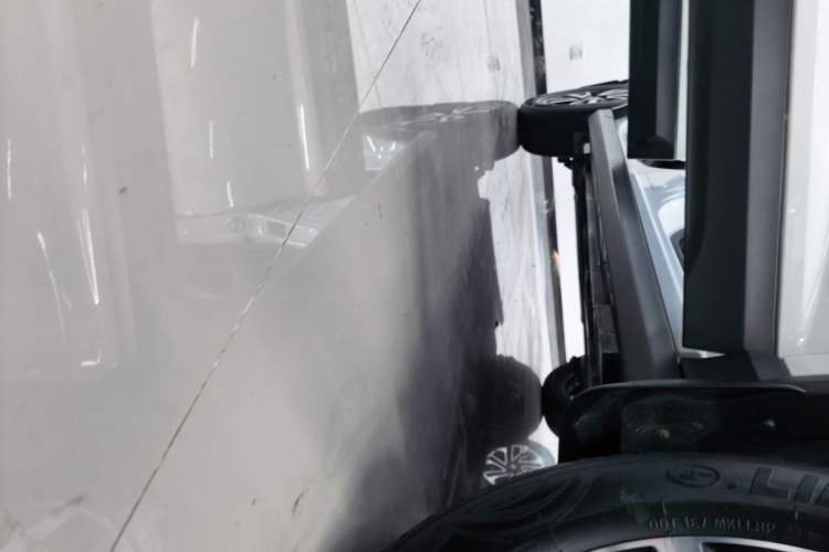 Used FORTHING T5 2021 1.5T Automatic Comfort Version Right Side Sill