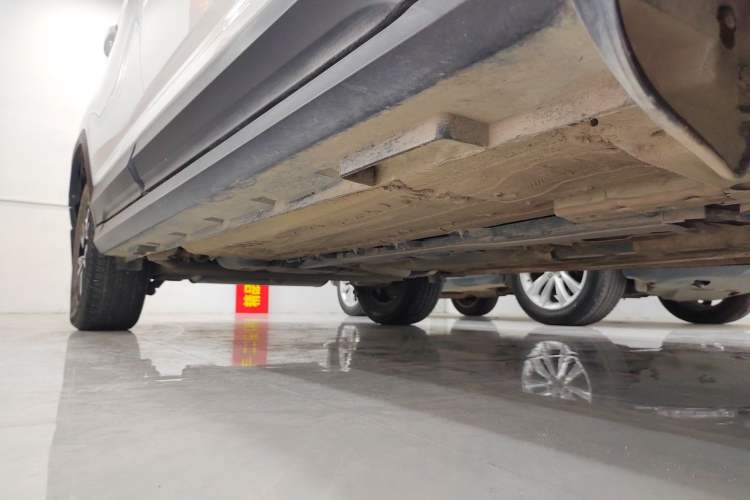 Used FORTHING T5 2021 1.5T Automatic Comfort Version Right Side Sill