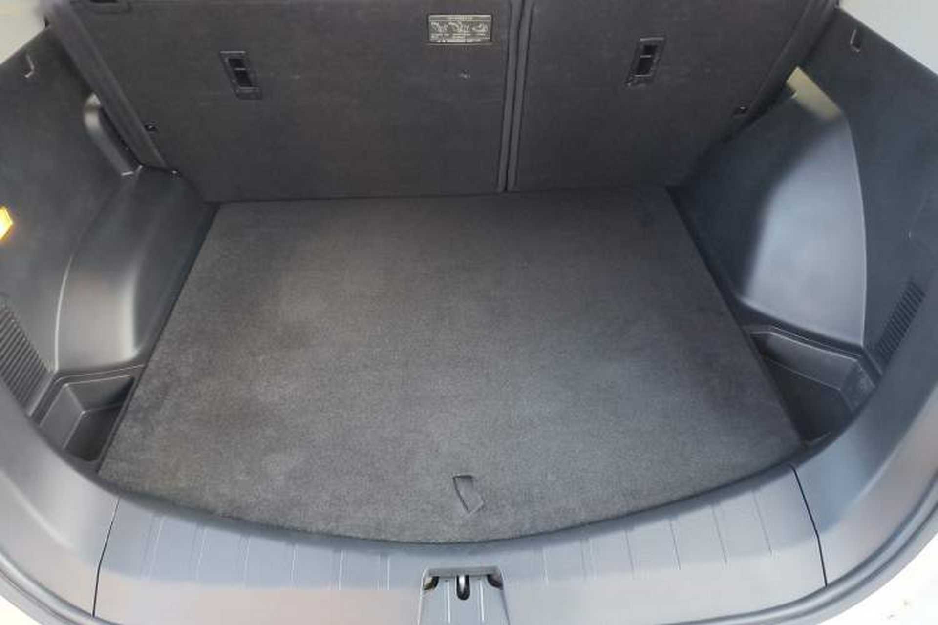 Used FORTHING T5 2021 Revised 1.6L Manual Comfort Version Trunk
