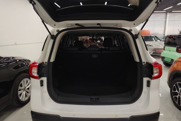 Used FORTHING T5 2021 1.5T Automatic Comfort Version Trunk