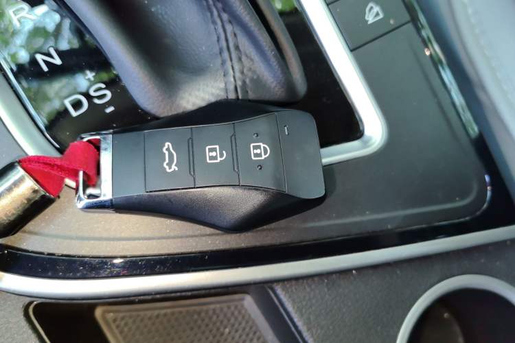 Used FORTHING T5 2021 1.5T Automatic Luxury Version Vehicle Key