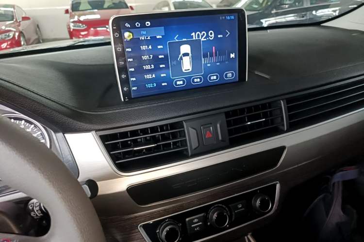 Used FORTHING T5 2022 Grand Edition 1.6L Manual Dream-Chasing Five-Seat Model Audio And AC Panel