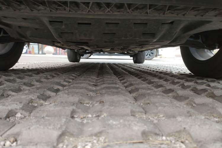 Used FORTHING T5 2022 Mach Edition 1.5T DCT High-Performance Five-Seater Chassis Front