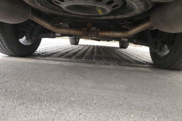 Used FORTHING T5 2022 Mach Edition 1.5T DCT High-Performance Five-Seater Chassis Rear