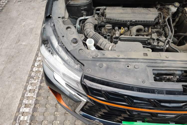 Used FORTHING T5 2022 Mach Edition 1.5T DCT High-Performance Five-Seater Engine Bay Right