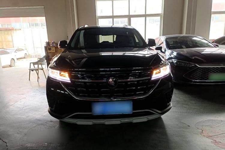 Used FORTHING T5 2022 Grand Edition 1.6L Manual Dream-Chasing Five-Seat Model Front