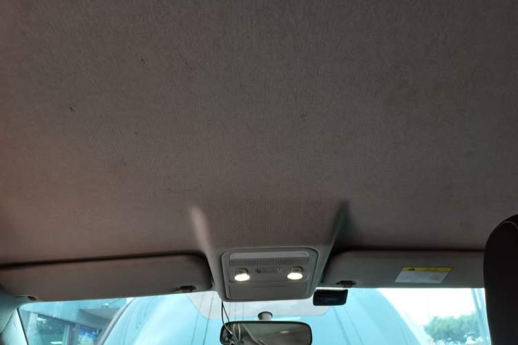 Used FORTHING T5 2022 Grand Edition 1.6L Manual Dream-Chasing Five-Seat Model Headliner