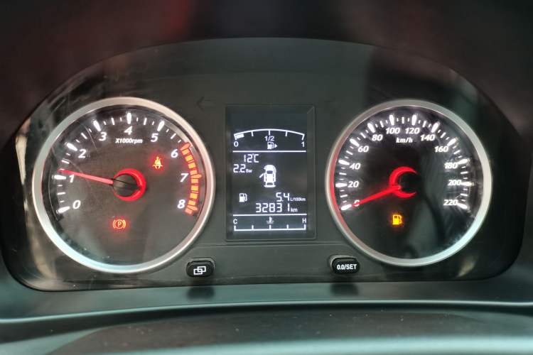 Used FORTHING T5 2022 Grand Edition 1.6L Manual Dream-Chasing Five-Seat Model Instrument Cluster