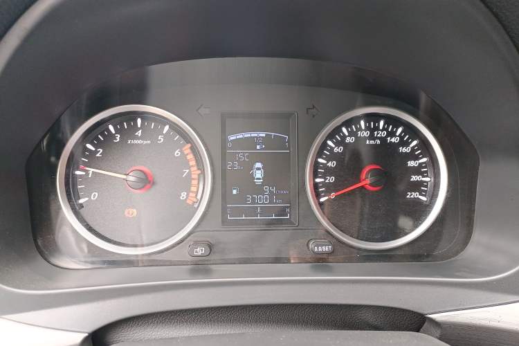 Used FORTHING T5 2022 Grand Edition 1.6L Manual Dream-Chasing Five-Seat Model Instrument Cluster