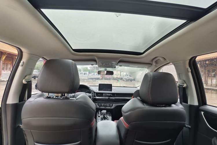 Used FORTHING T5 2022 Grand Edition 1.5T Automatic - FarDream Version 7 Seats Interior 4