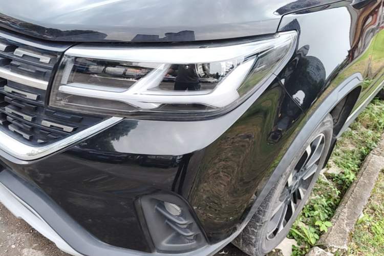 Used FORTHING T5 2022 Grand Edition 1.5T Automatic - FarDream Version 7 Seats Left Front Headlight