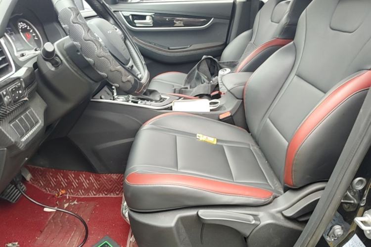 Used FORTHING T5 2022 Grand Edition 1.5T Automatic - FarDream Version 7 Seats Left Front Seat