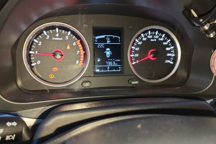 Used FORTHING T5 2022 Grand Edition 1.6L Manual Dream-Chasing Five-Seat Model Odometer Close Up