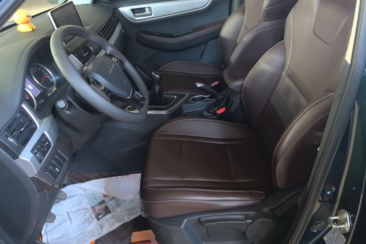 Used FORTHING T5 2022 Grand Edition 1.6L Manual Dream-Chasing Five-Seat Model Left Front Seat