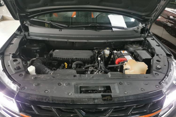 Used FORTHING T5 2022 Mach Edition 1.5T DCT High-Performance Five-Seater Engine Bay