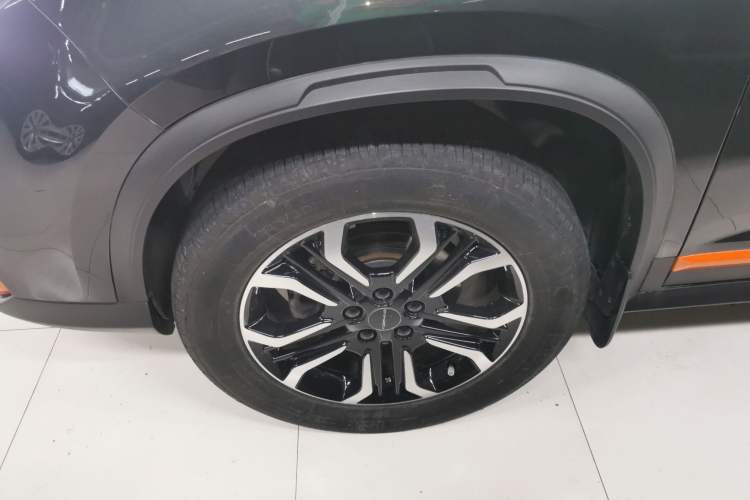 Used FORTHING T5 2022 Mach Edition 1.5T DCT High-Performance Five-Seater Exterior 7