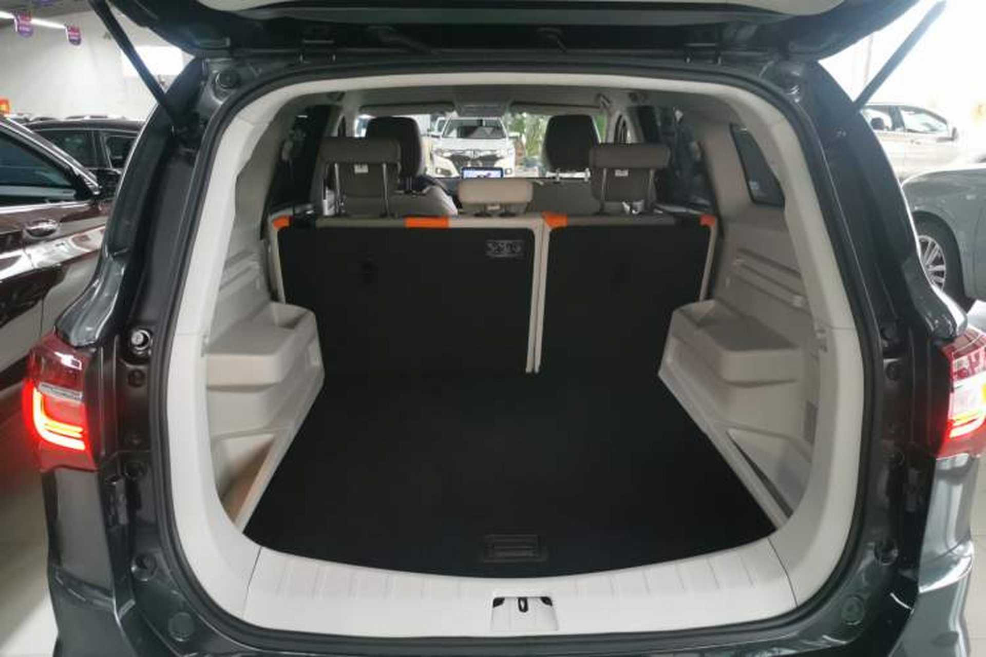 Used FORTHING T5 2022 Mach Edition 1.5T DCT High-Performance Five-Seater Trunk