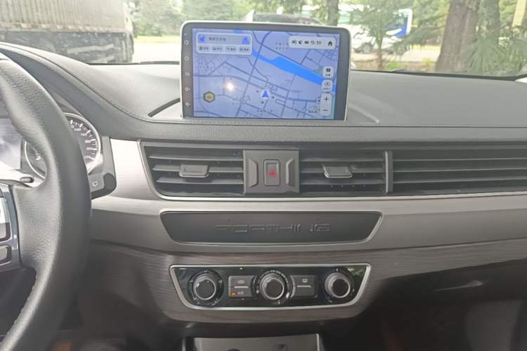 Used FORTHING T5 2022 Grand Edition 1.5T Automatic – Exclusive Seven-Seater for Key Accounts Audio And AC Panel