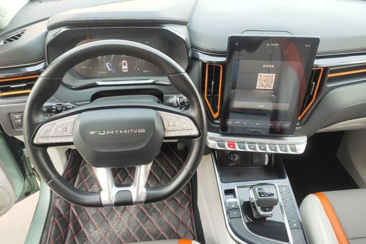 Used FORTHING T5 2022 Mach Edition 1.5T DCT Performance Model with Five Seats Center Console