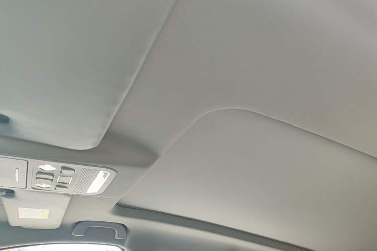 Used FORTHING T5 2022 Grand Edition 1.5T Automatic - FarDream Version 7 Seats Headliner