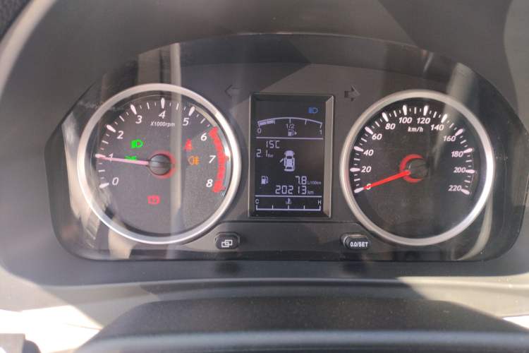 Used FORTHING T5 2022 Grand Edition 1.6L Manual Dream-Chasing Five-Seat Model Instrument Cluster