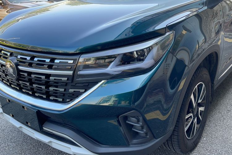 Used FORTHING T5 2022 Shengshi Edition 1.5T Automatic Dream Version Five Seats Left Front Headlight