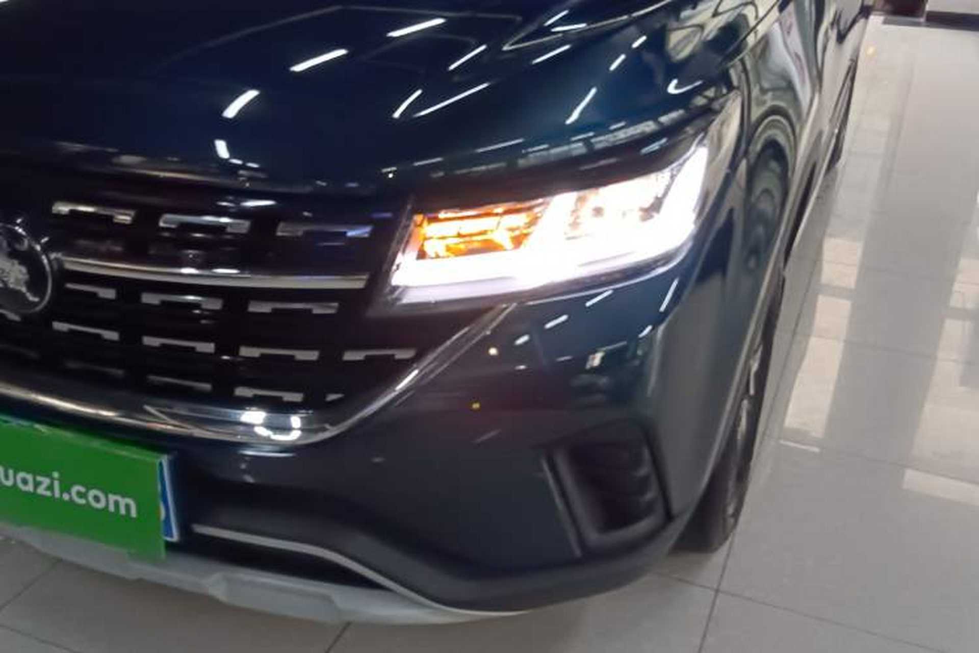 Used FORTHING T5 2022 Grand Edition 1.6L Manual Dream-Chasing Five-Seat Model Left Front Headlight