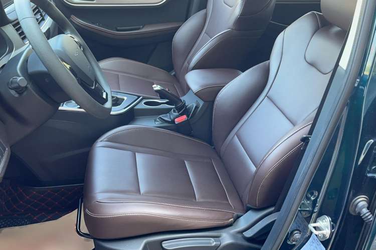 Used FORTHING T5 2022 Shengshi Edition 1.5T Automatic Dream Version Five Seats Left Front Seat
