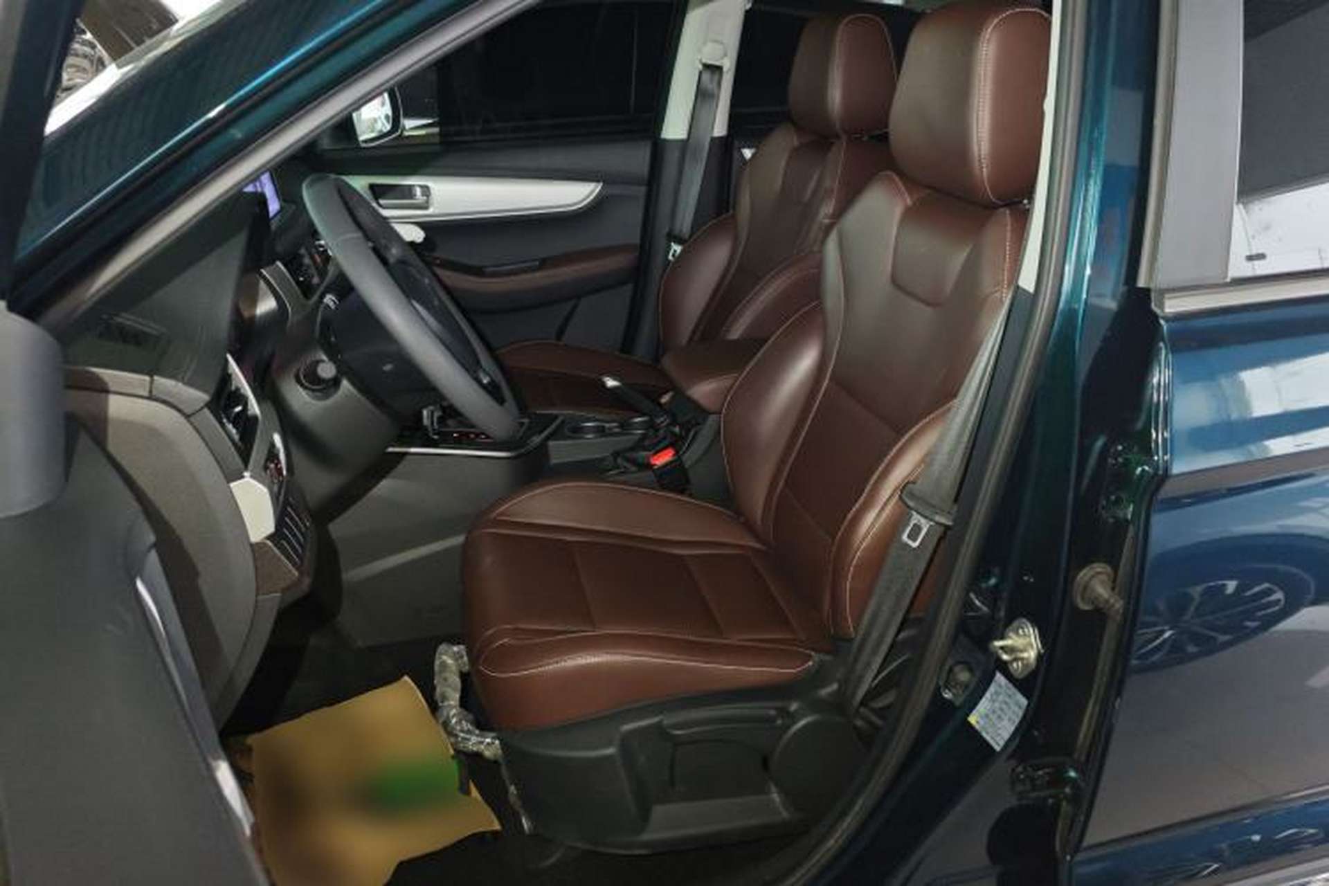 Used FORTHING T5 2022 Shengshi Edition 1.5T Automatic Dream Version Five Seats Left Front Seat