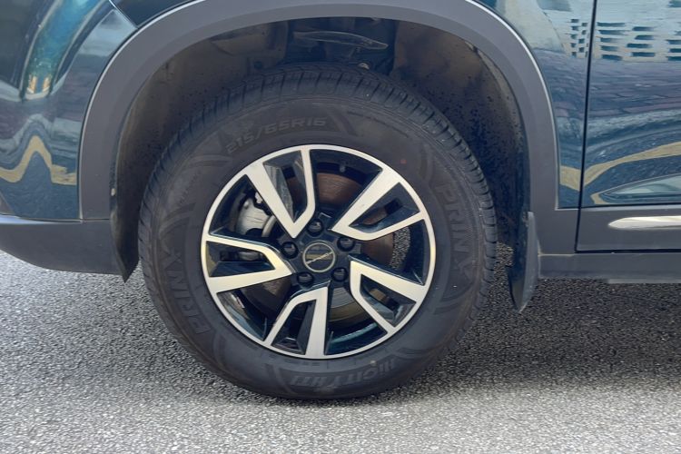 Used FORTHING T5 2022 Shengshi Edition 1.5T Automatic Dream Version Five Seats Left Front Wheel Hub