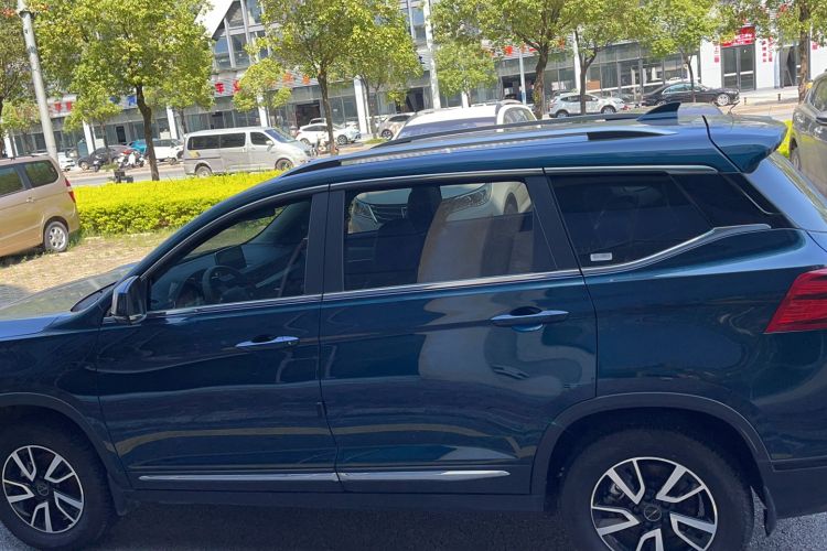 Used FORTHING T5 2022 Shengshi Edition 1.5T Automatic Dream Version Five Seats Left Side